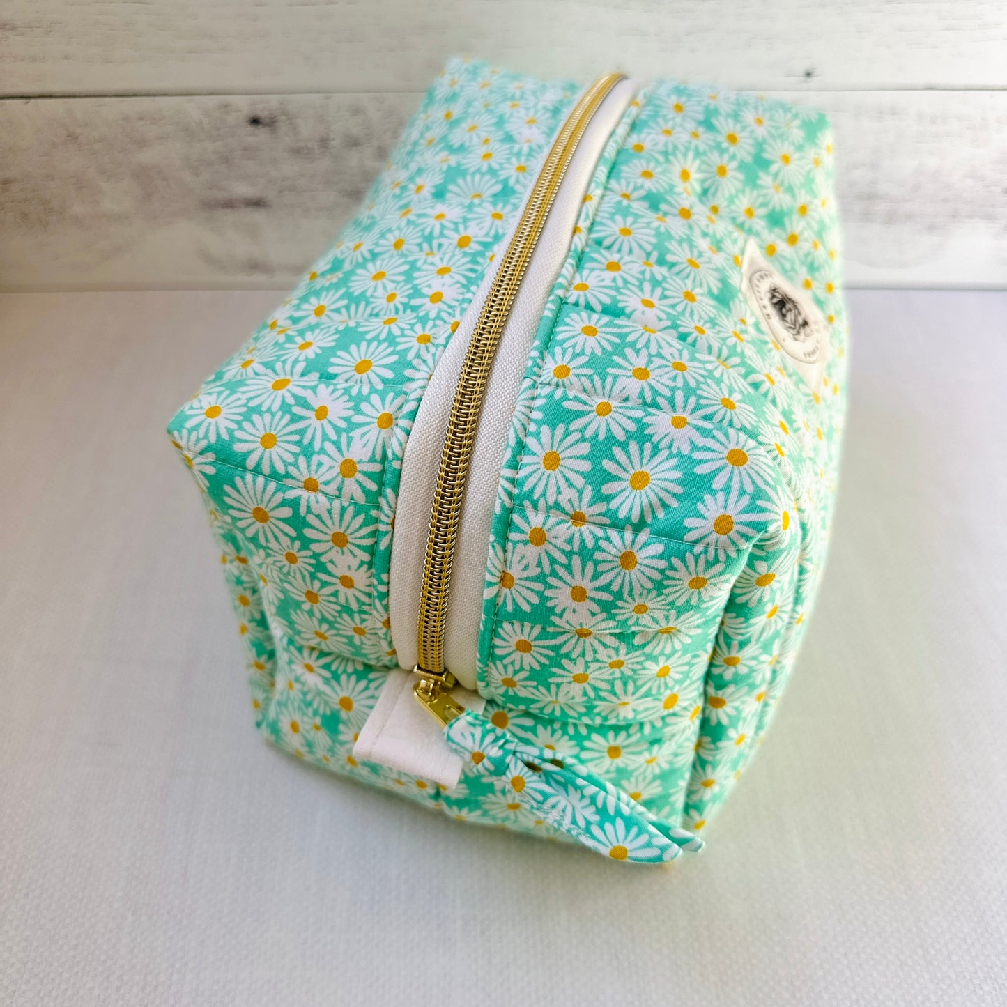 Elevated Essentials Quilted Bag - Aqua Daisy