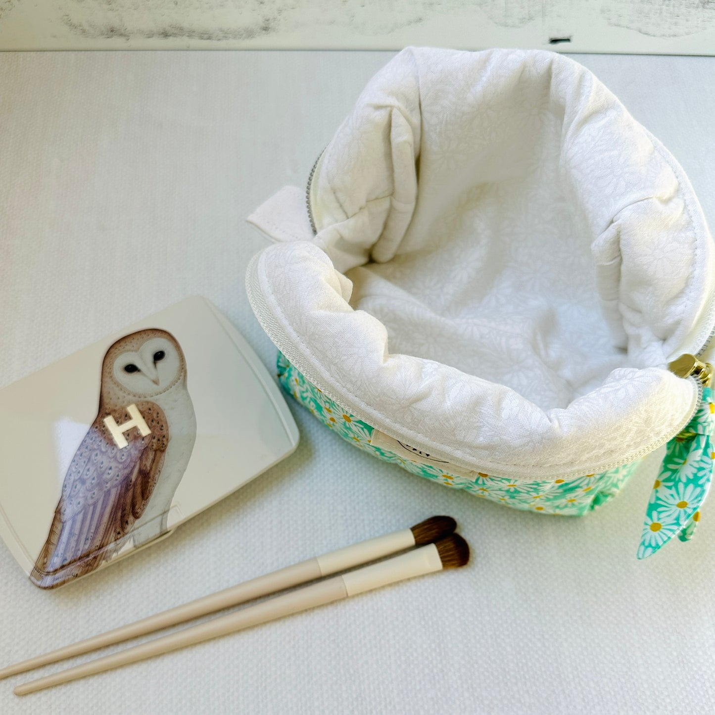 Elevated Essentials Quilted Bag - Aqua Daisy