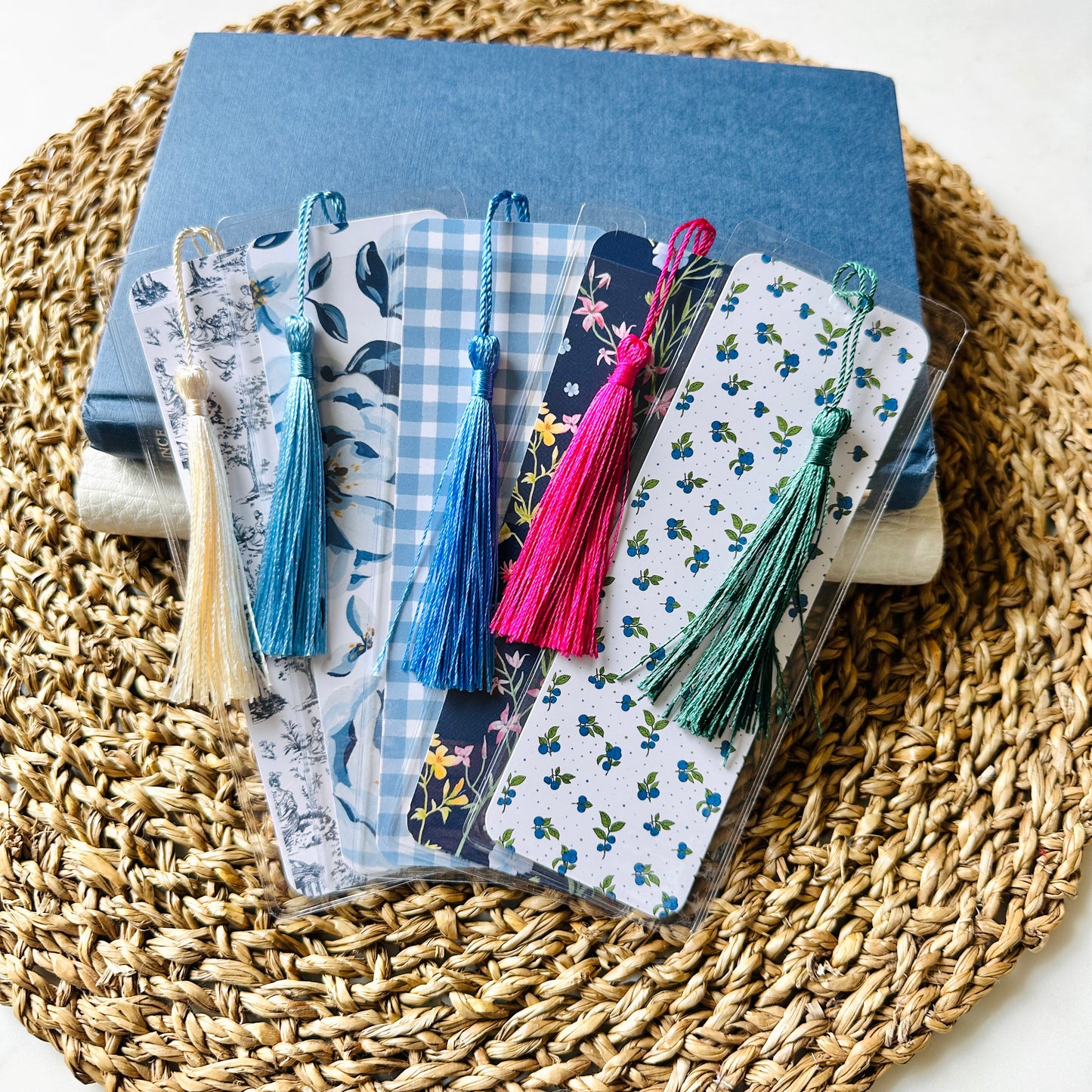 Bookmark with Tassle - Pretty Blues Series
