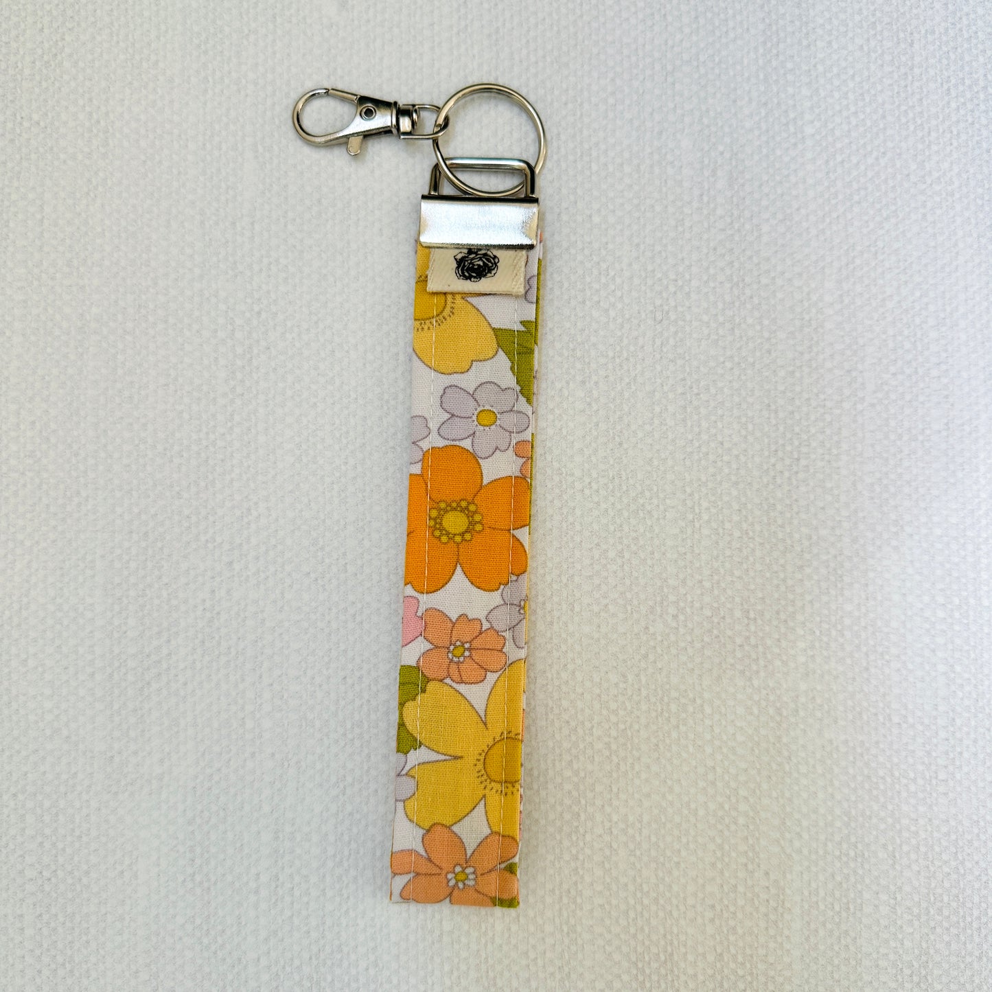 Wristlet Keychain - Darling Daisy Collection