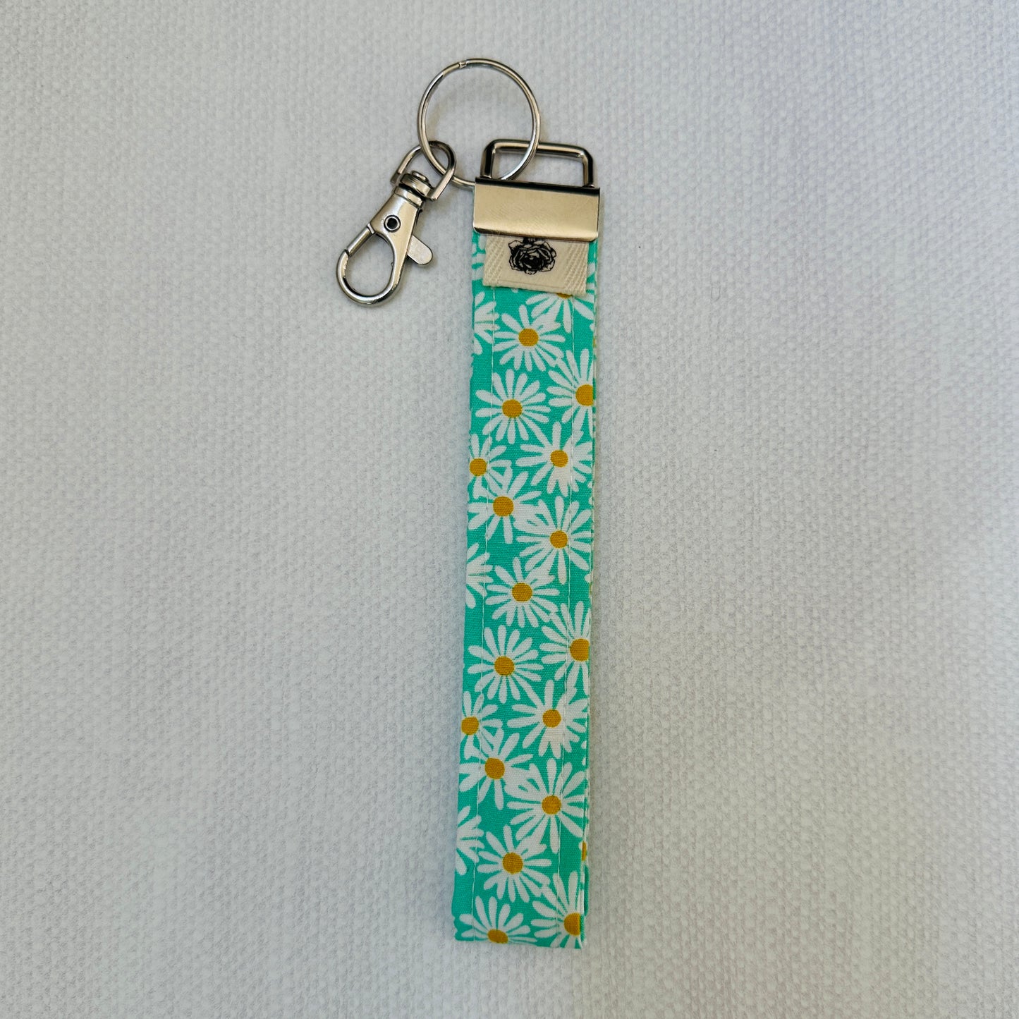 Wristlet Keychain - Darling Daisy Collection