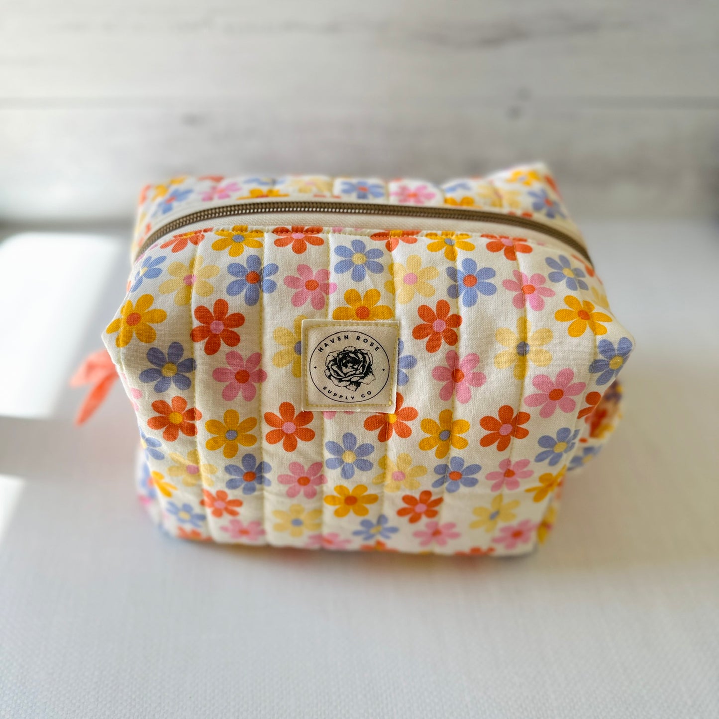 Elevated Essentials Quilted Bag - Happy Daisy