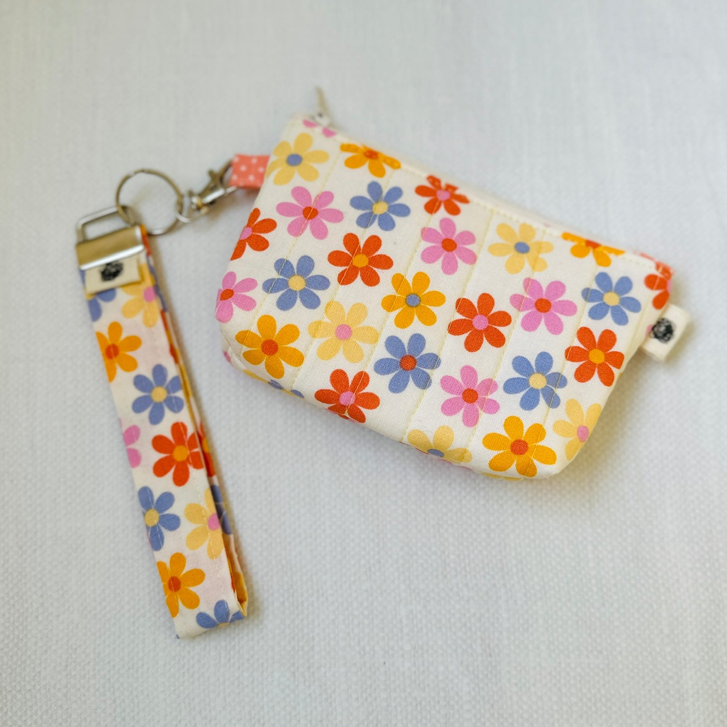Wristlet Keychain - Darling Daisy Collection