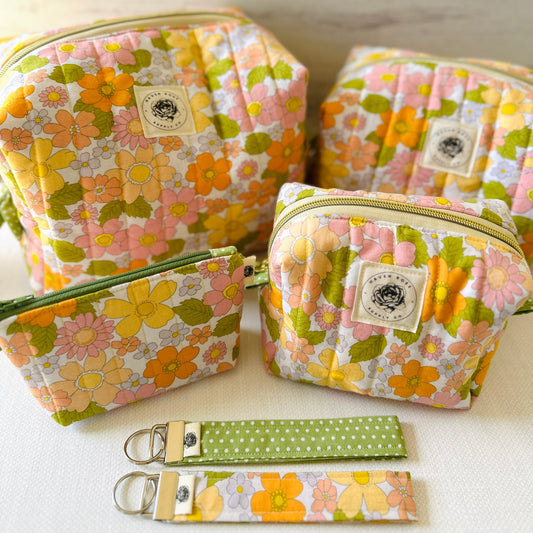 Elevated Essentials Quilted Bag - Retro Daisy