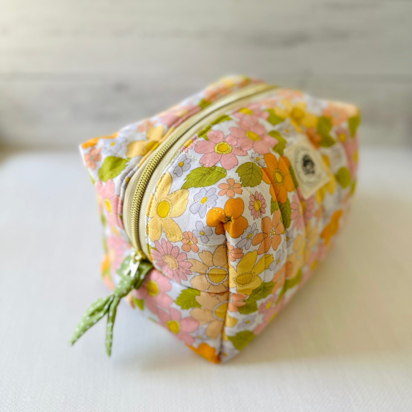 Elevated Essentials Quilted Bag - Retro Daisy