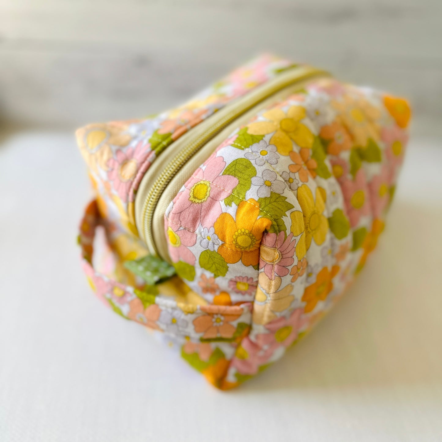 Elevated Essentials Quilted Bag - Retro Daisy