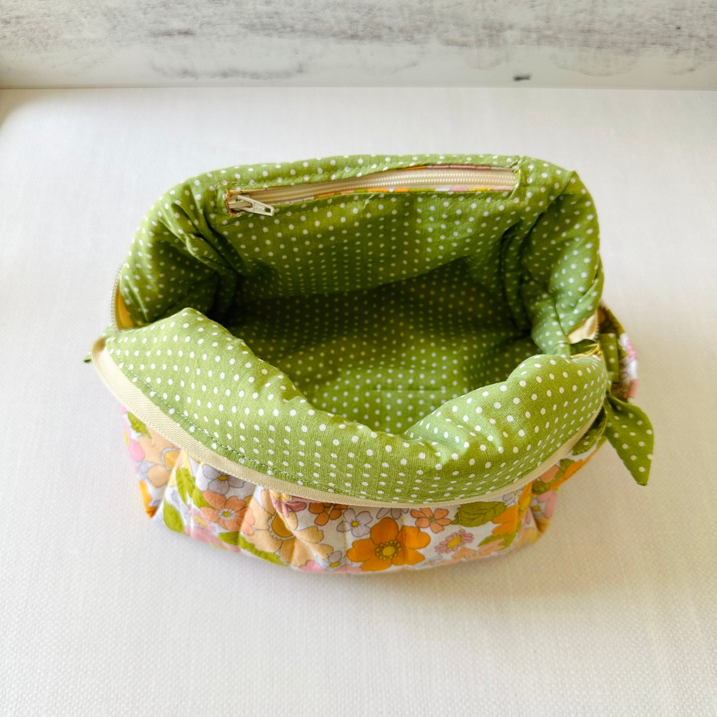 Elevated Essentials Quilted Bag - Retro Daisy
