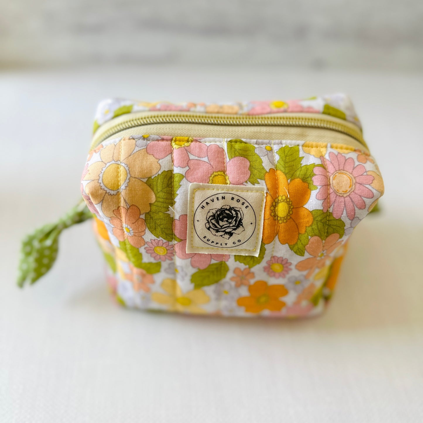 Elevated Essentials Quilted Bag - Retro Daisy