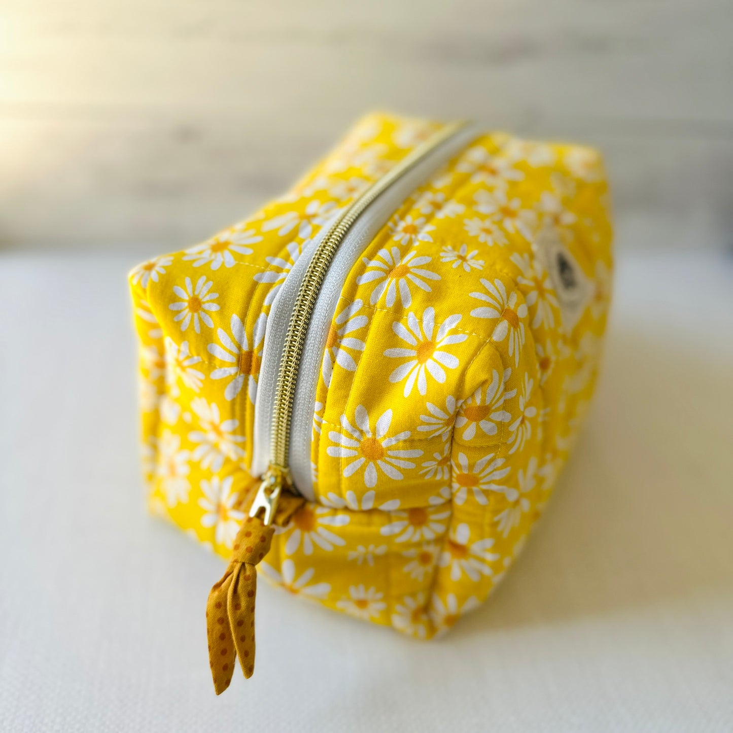 Elevated Essentials Quilted Bag - Classic Daisy