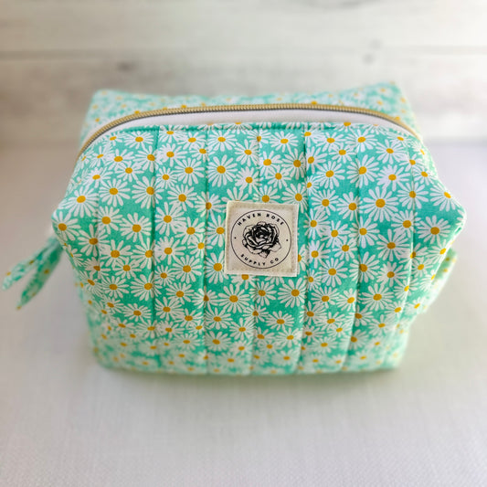 Elevated Essentials Quilted Bag - Aqua Daisy