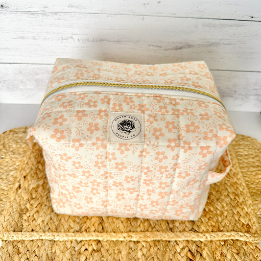 Ivory with Peach Daisy