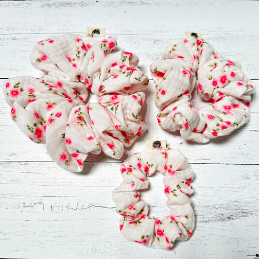 Vibrant Pinks Floral Scrunchie