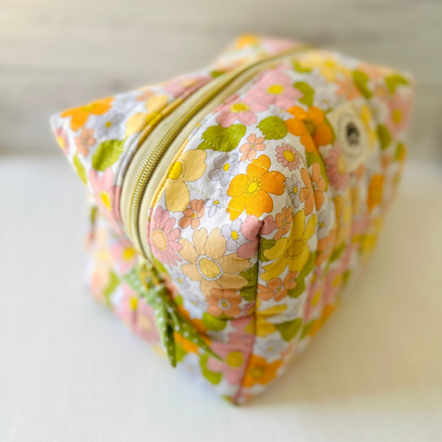 Elevated Essentials Quilted Bag - Retro Daisy