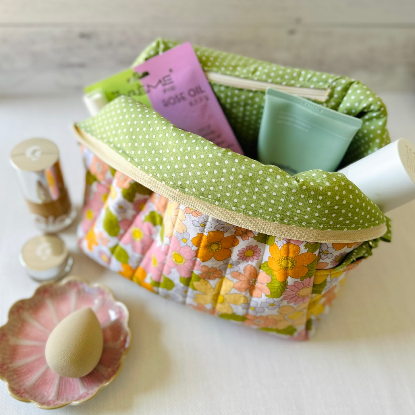 Elevated Essentials Quilted Bag - Retro Daisy