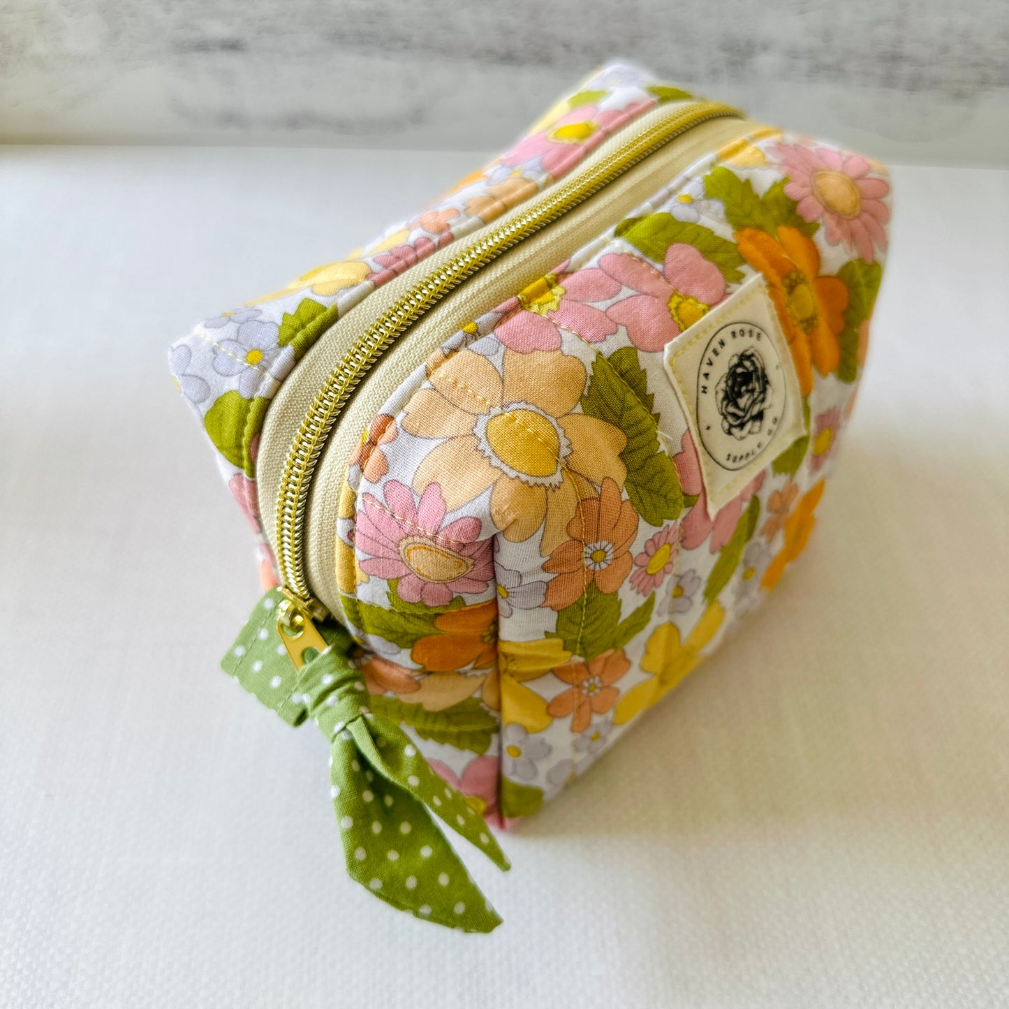 Elevated Essentials Quilted Bag - Retro Daisy